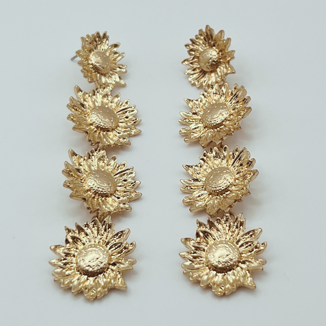 Aretes Largos Flor Gold