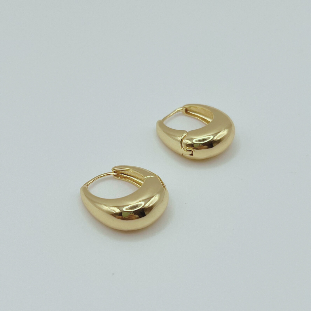 Aretes aros gold elegantes curvos