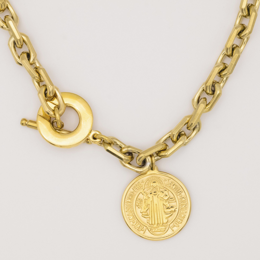 Collar Medalla San Benito Gold