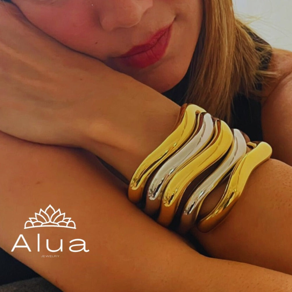 Pulsera Irregular abierta Gold